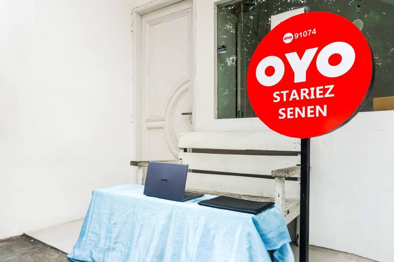Super Oyo 91074 Stariez Senen Syariah Hotel Jakarta Exterior foto