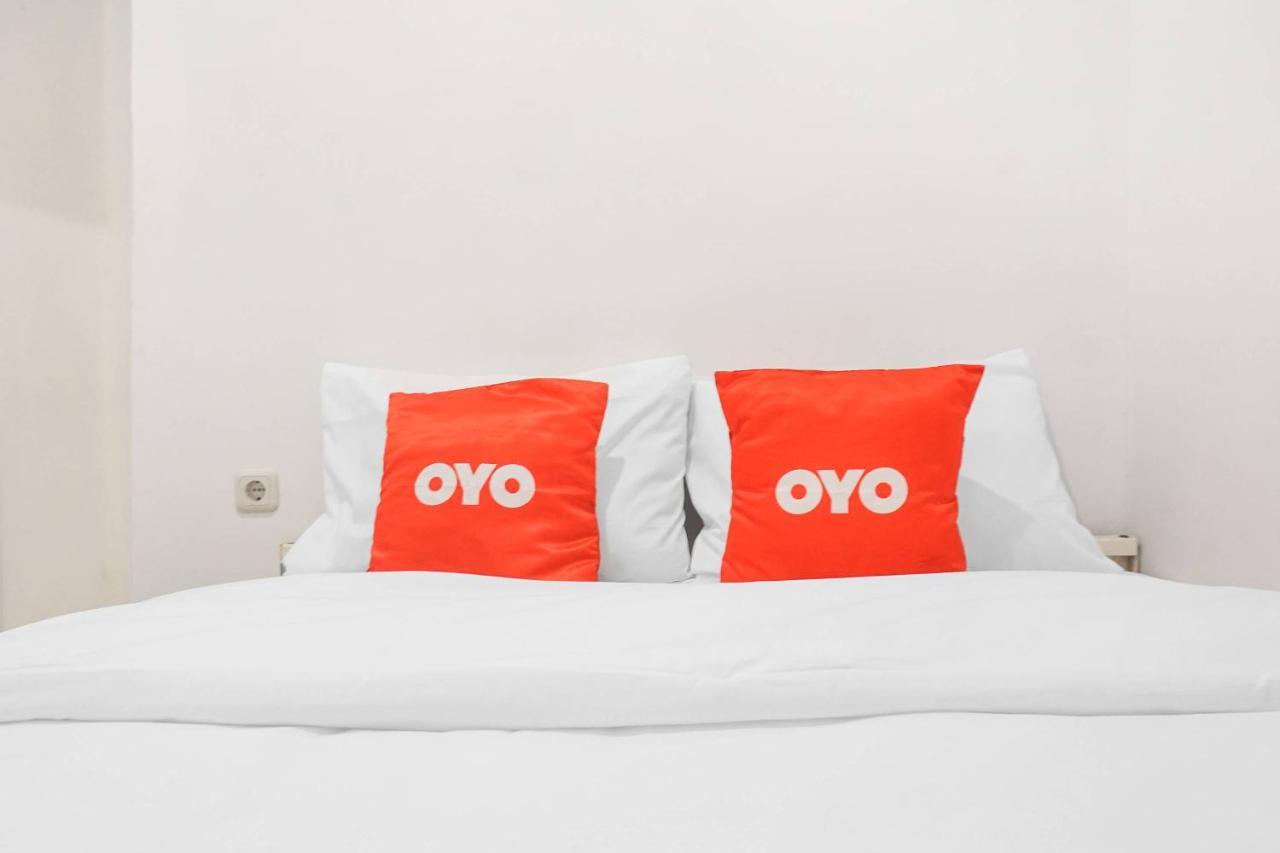 Super Oyo 91074 Stariez Senen Syariah Hotel Jakarta Exterior foto