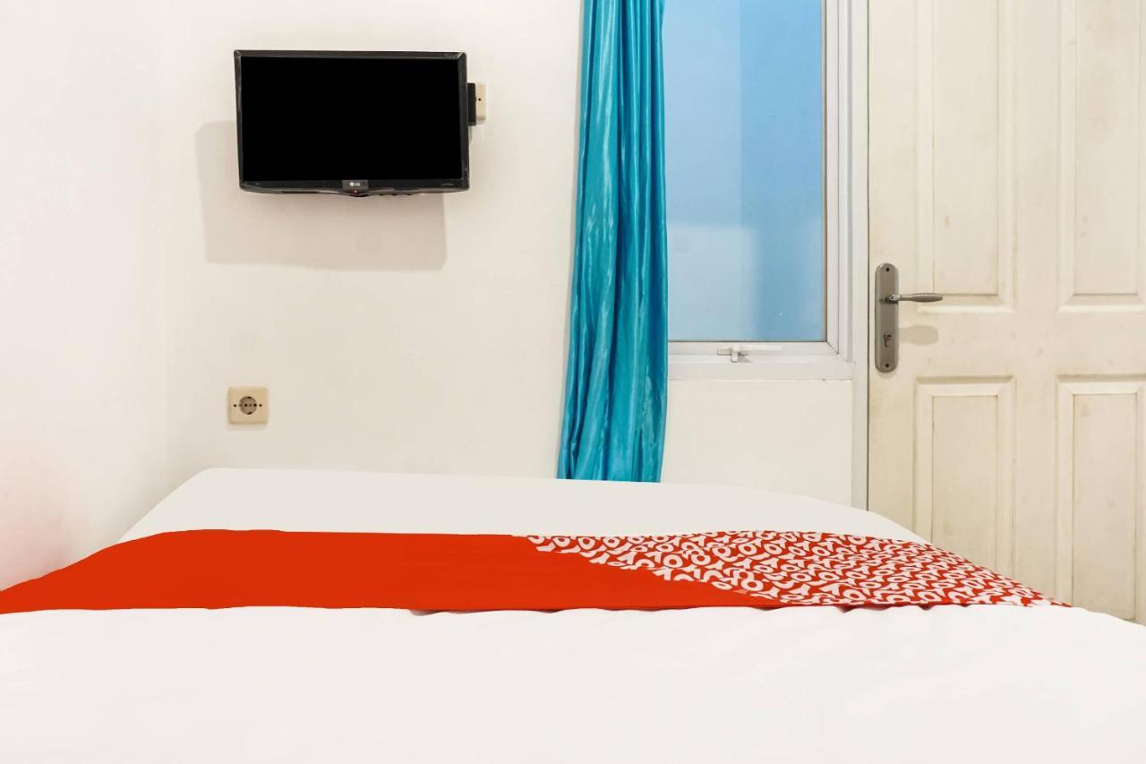Super Oyo 91074 Stariez Senen Syariah Hotel Jakarta Exterior foto