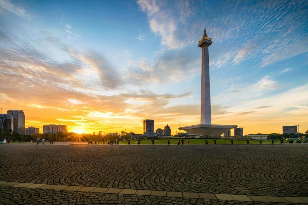 Super Oyo 91074 Stariez Senen Syariah Hotel Jakarta Exterior foto