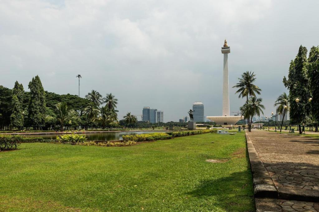 Super Oyo 91074 Stariez Senen Syariah Hotel Jakarta Exterior foto